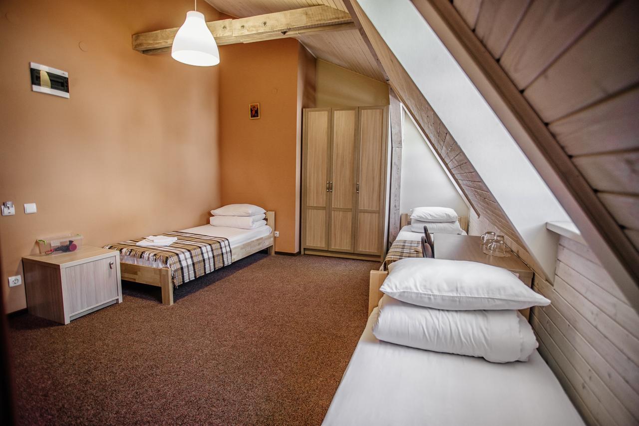 Guest House "Arkhistratyg" Lviv Exterior photo